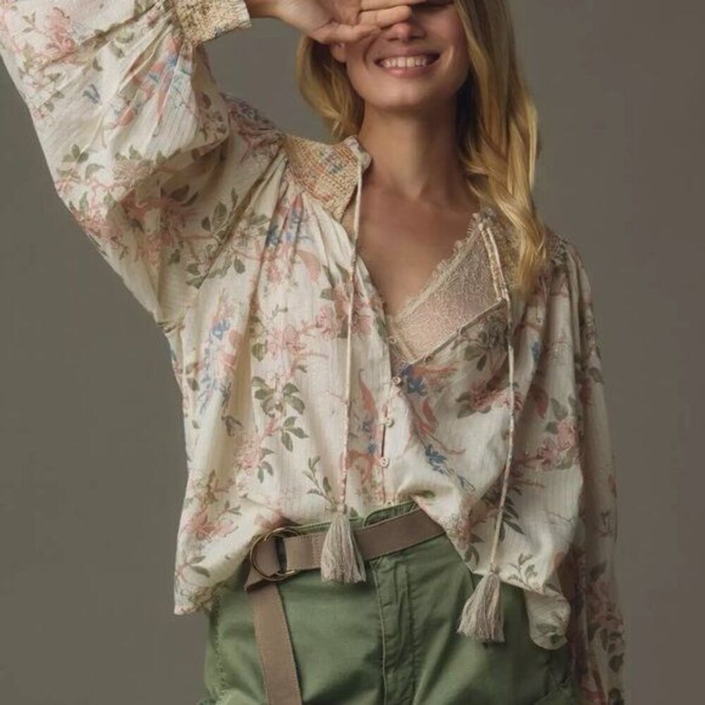 By Anthropologie Long Sleeve Smocked Lurex Top Size‎ XXS